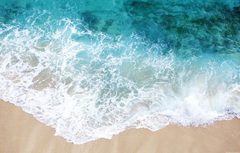 小孩吃冰棍就发烧（孩子吃冰棍后发烧该吃什么药）