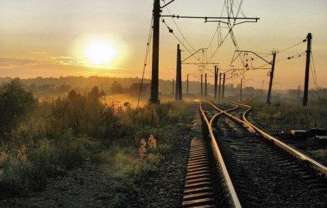小孩一年发烧五六次（小孩一年发一次烧）