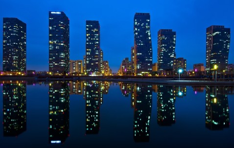 小孩中暑发烧是不是反反复复（小孩中暑后发烧）