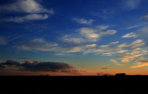 小孩出气热反复发烧（小孩出气热,出气重怎么办?）